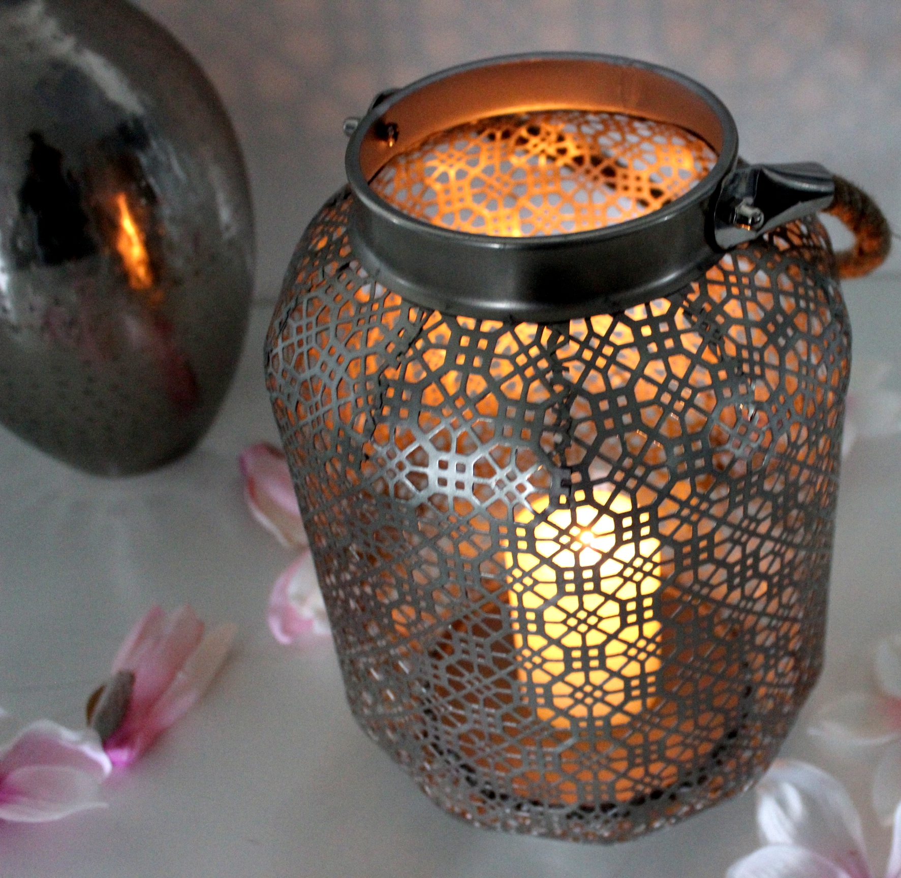 NEU GROß LATERNE SILBER Bodenlaterne Windlicht Metall Modern Orient